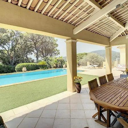 Secluded In Agia Triada With Private Pool * 생트막시메